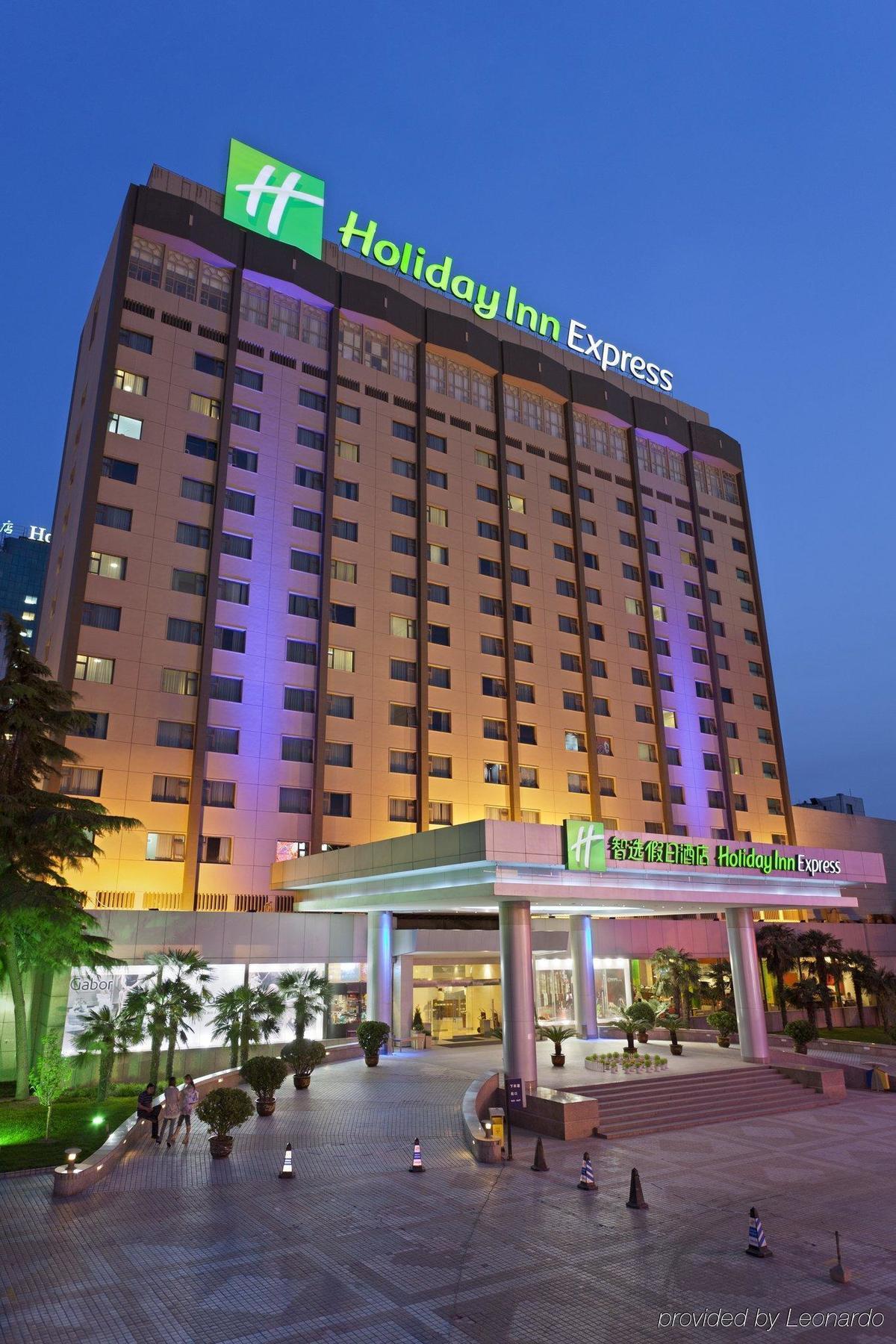 Holiday Inn Express Zhengzhou Zhongzhou By Ihg Buitenkant foto
