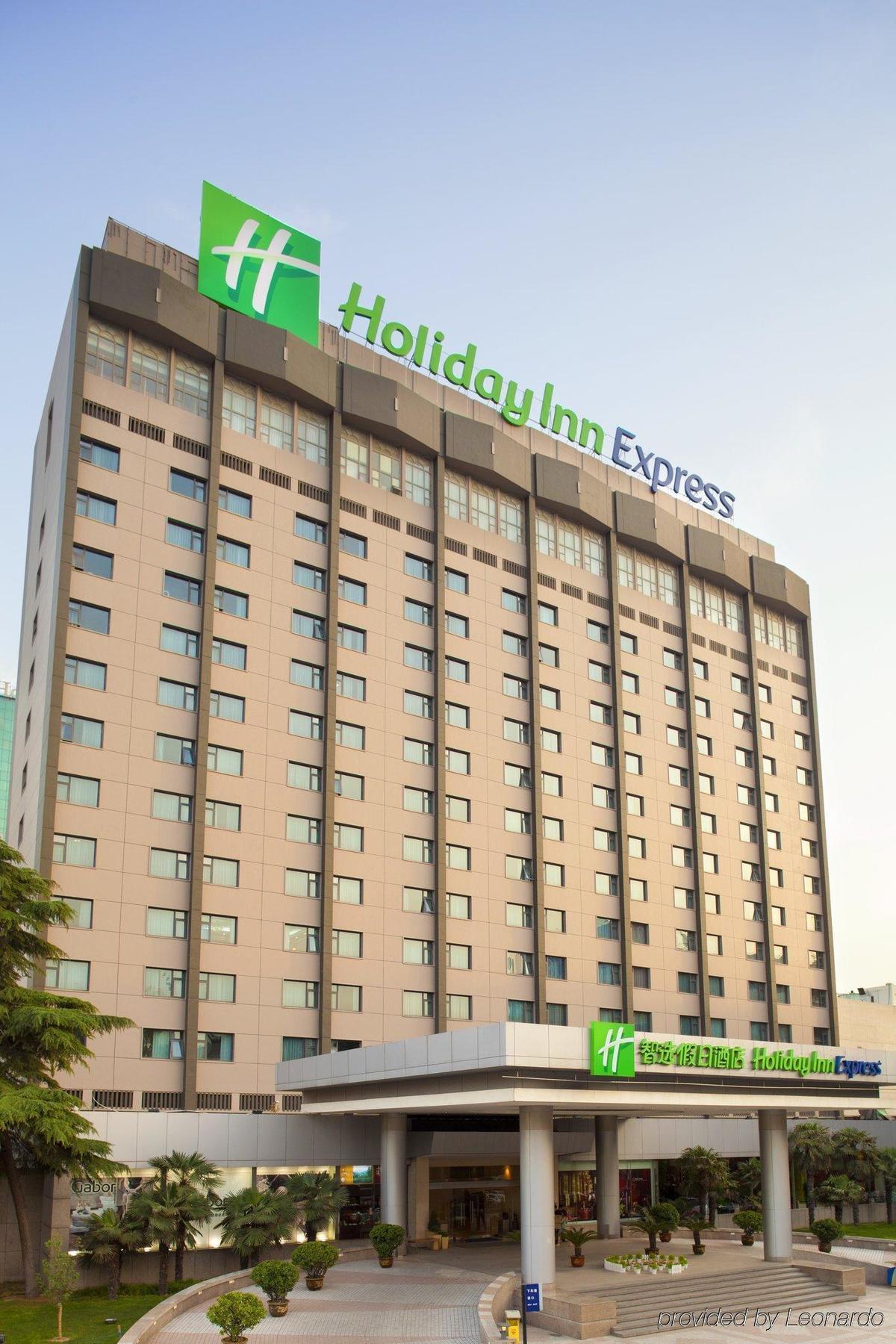 Holiday Inn Express Zhengzhou Zhongzhou By Ihg Buitenkant foto